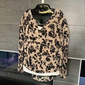 Amuse Floral top
